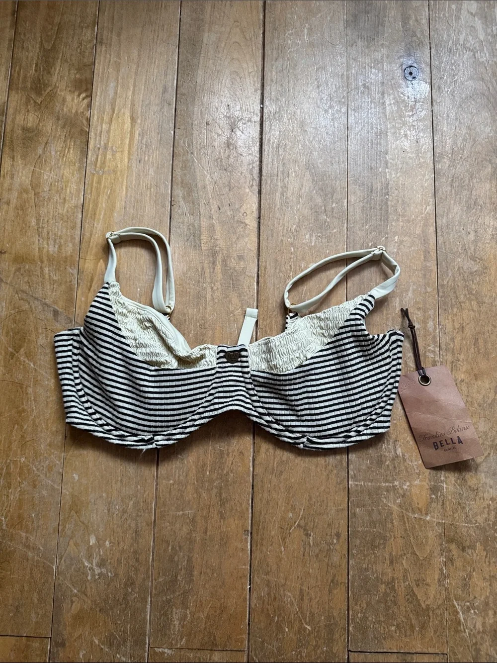 Frankies Bikinis X Bella Hadid Jolene Underwire Bikini Top XXL NWT